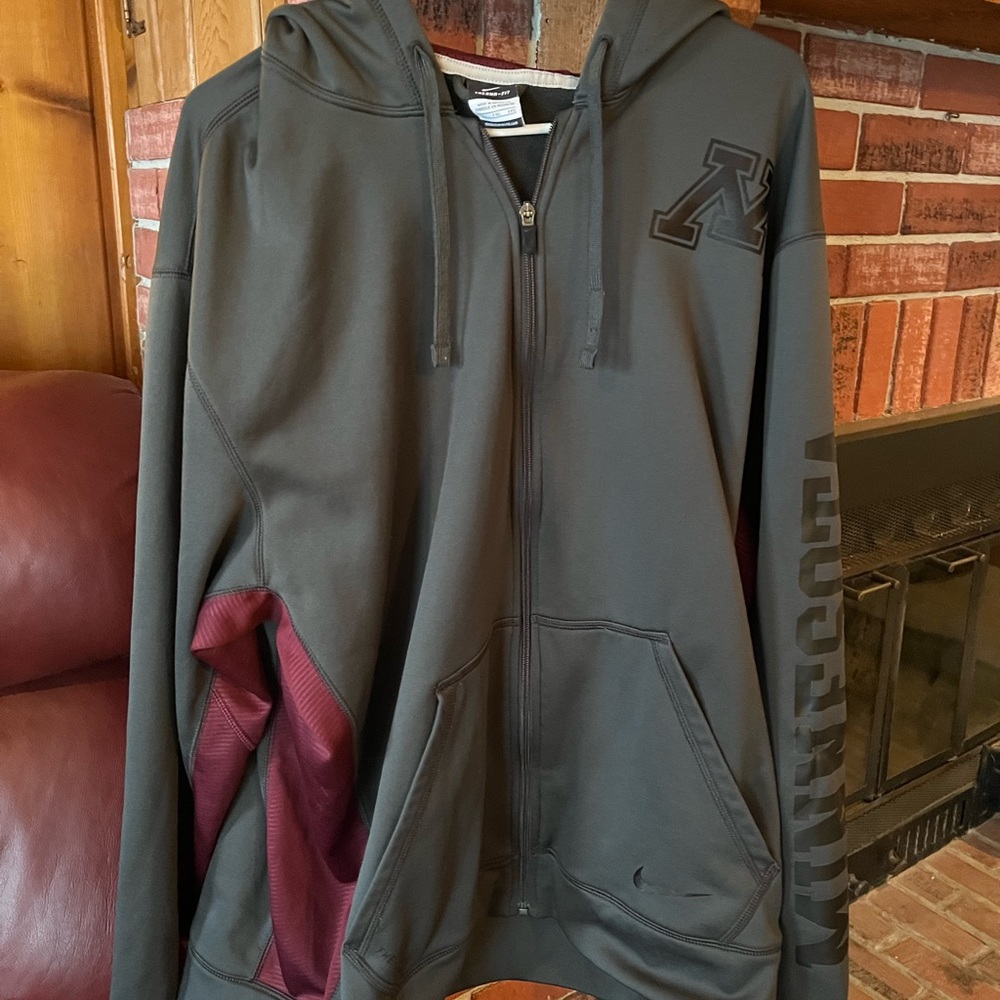 Nike Minnesota zip up xxl